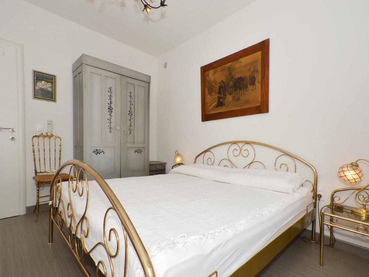 Dondras Residence Trogir Exterior photo